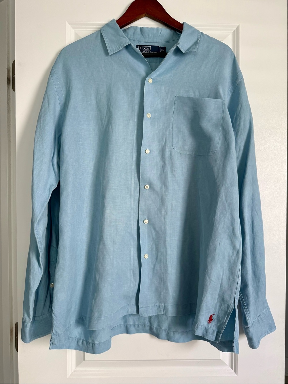 Men’s Polo Ralph Lauren Blue Button-Down Shirt, size Large. 61% Linen 39% Silk